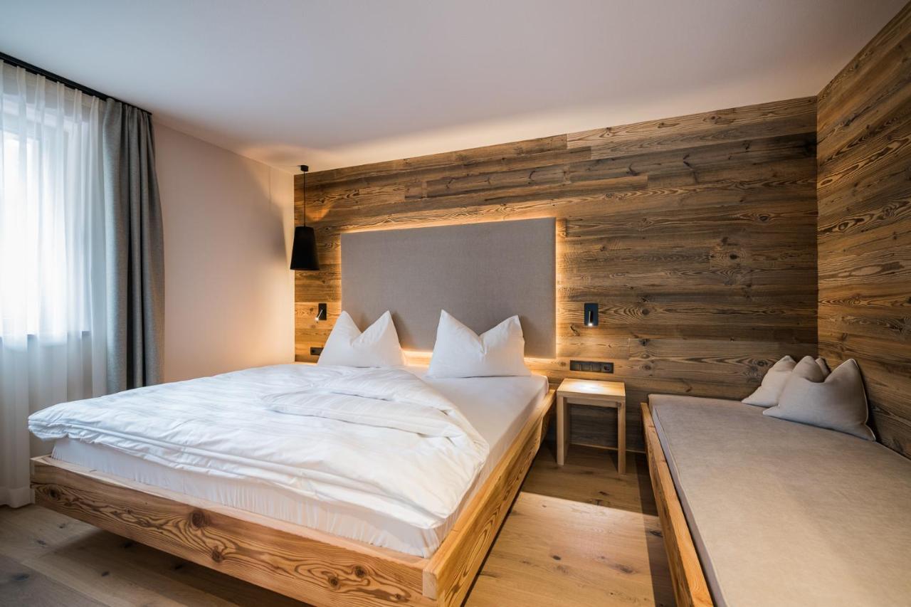 Stoefflerhof Apartment San Candido Exterior photo